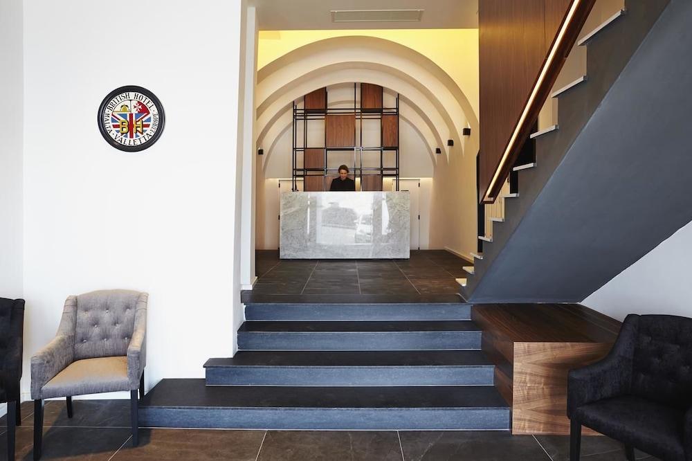The British Suites Valletta Exterior foto